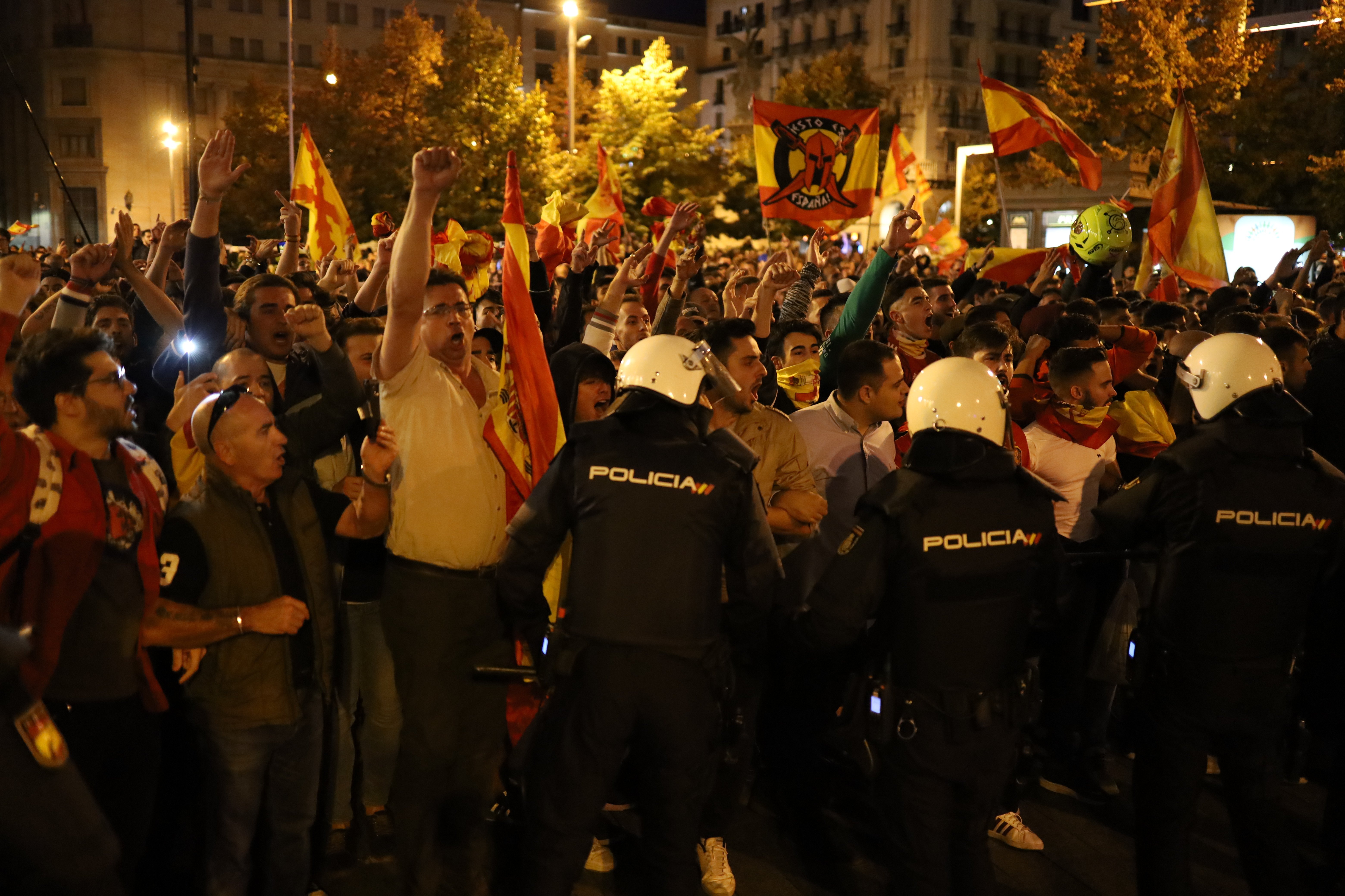 Condenados a casi cinco años de prisión cuatro manifestantes contra un acto de Vox en Zaragoza