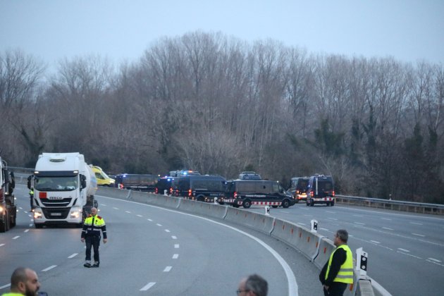 Brimo Mossos Esquadra Ap 7 Campesinos Medinya / ACN