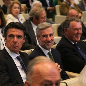 Exministres Ángel Acebes i José María Michavila / Europa Press