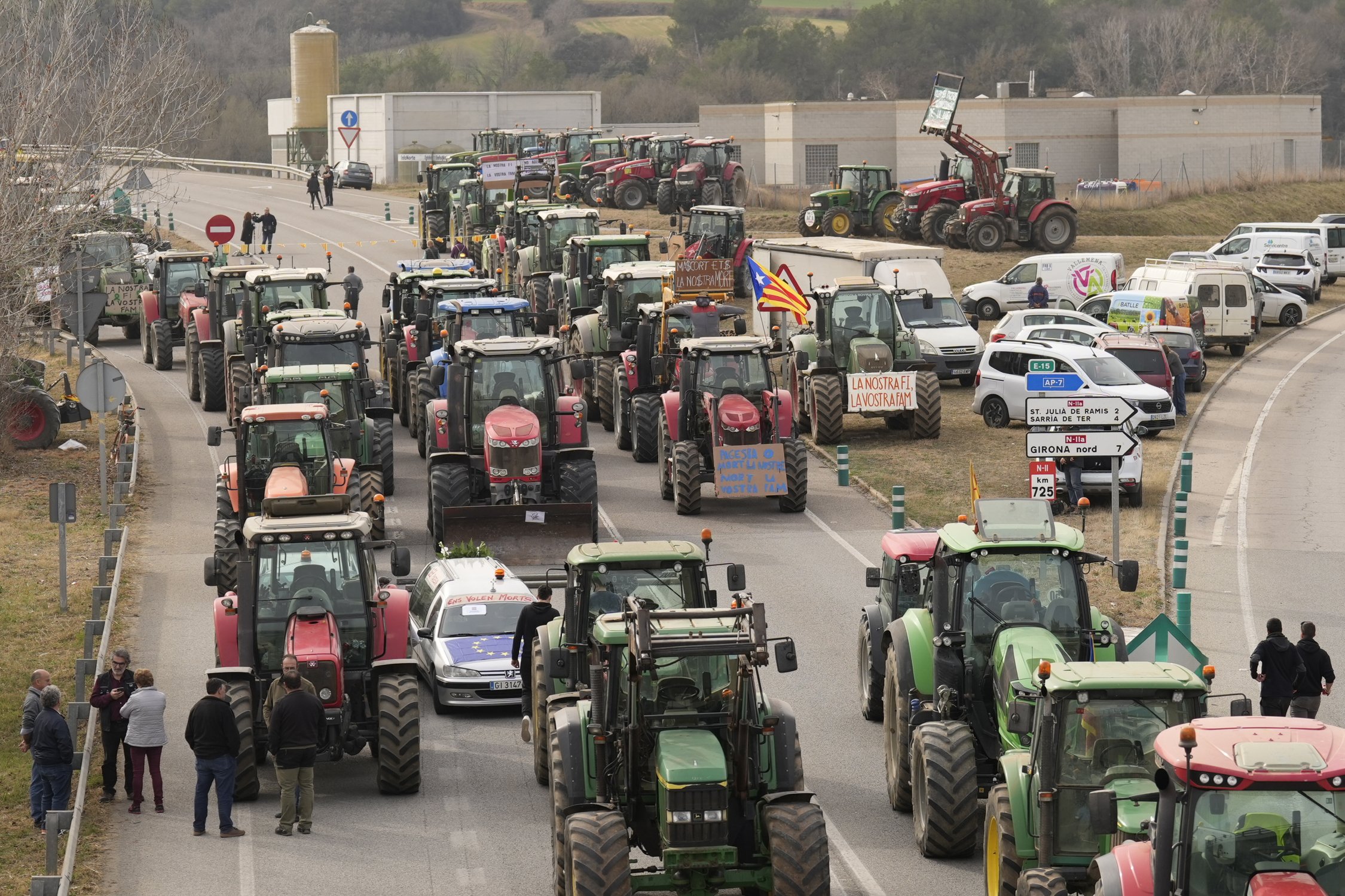 Tractors a Barcelona: vies d'entrada i previsió de carrers tallats