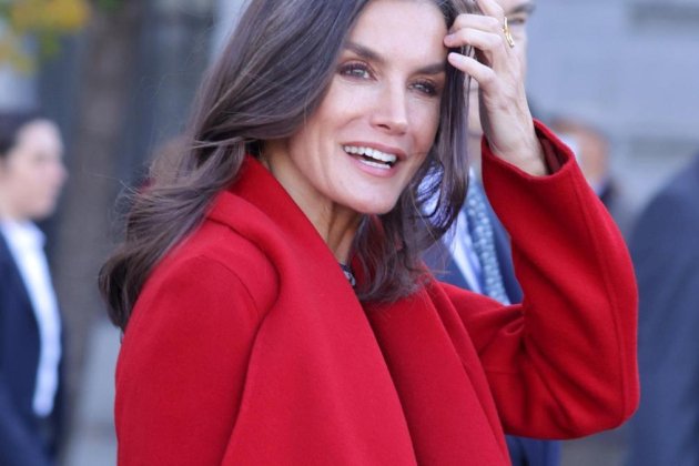 Letizia abrigo rojo Letizia abrigo rojo