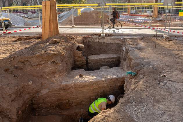 ©LaPerspectiva.es Restos arqueologiques en las Ramblas 2392