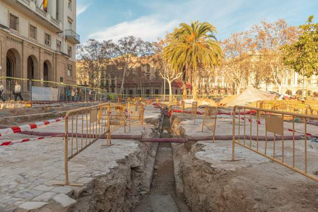©LaPerspectiva.es Restos arqueologiques en las Ramblas 2422 ©LaPerspectiva.es Restos arqueologiques en las Ramblas 2422