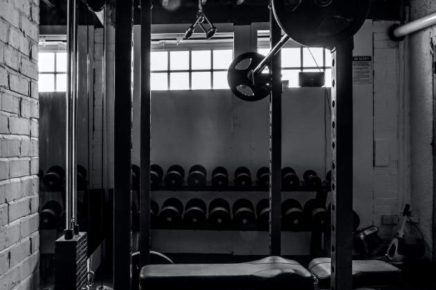 Gimnasio al mediodía Gimnasio al mediodía