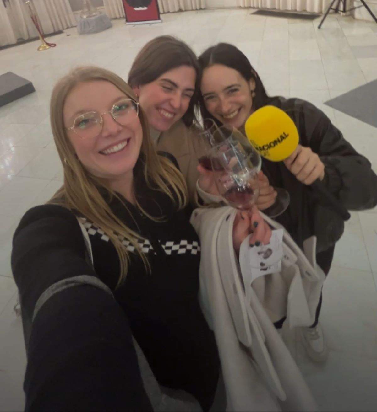 Can Putades es cola a la festa de les 'Dones del vi'