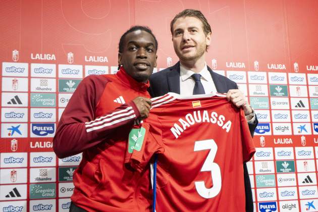 Faitout Maouassa, en su presentacion como nuevo jugador del Granada / Foto: EFE Faitout Maouassa, en su presentacion como nuevo jugador del Granada / Foto: EFE