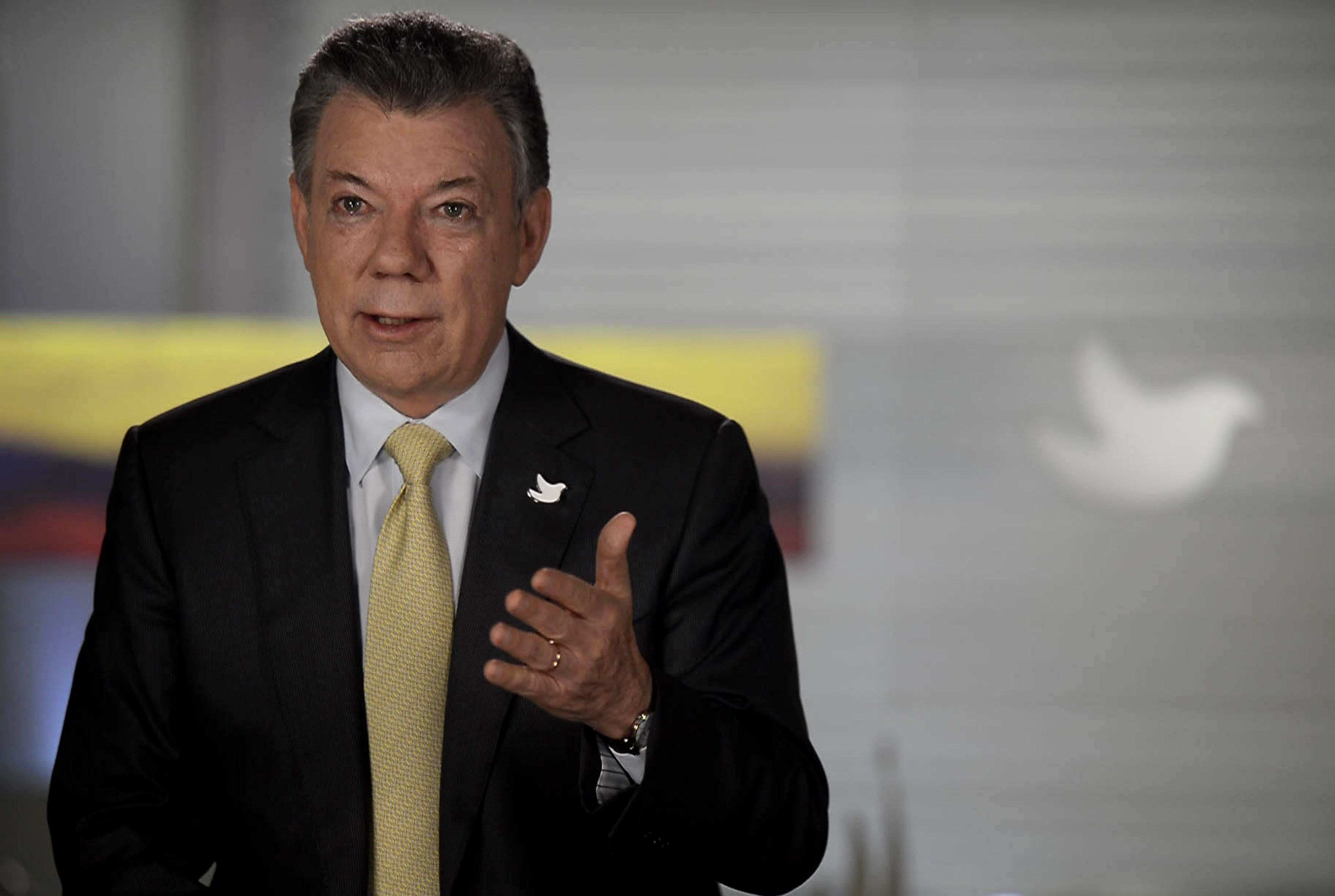 Santos prorroga hasta el 31 de diciembre el alto al fuego