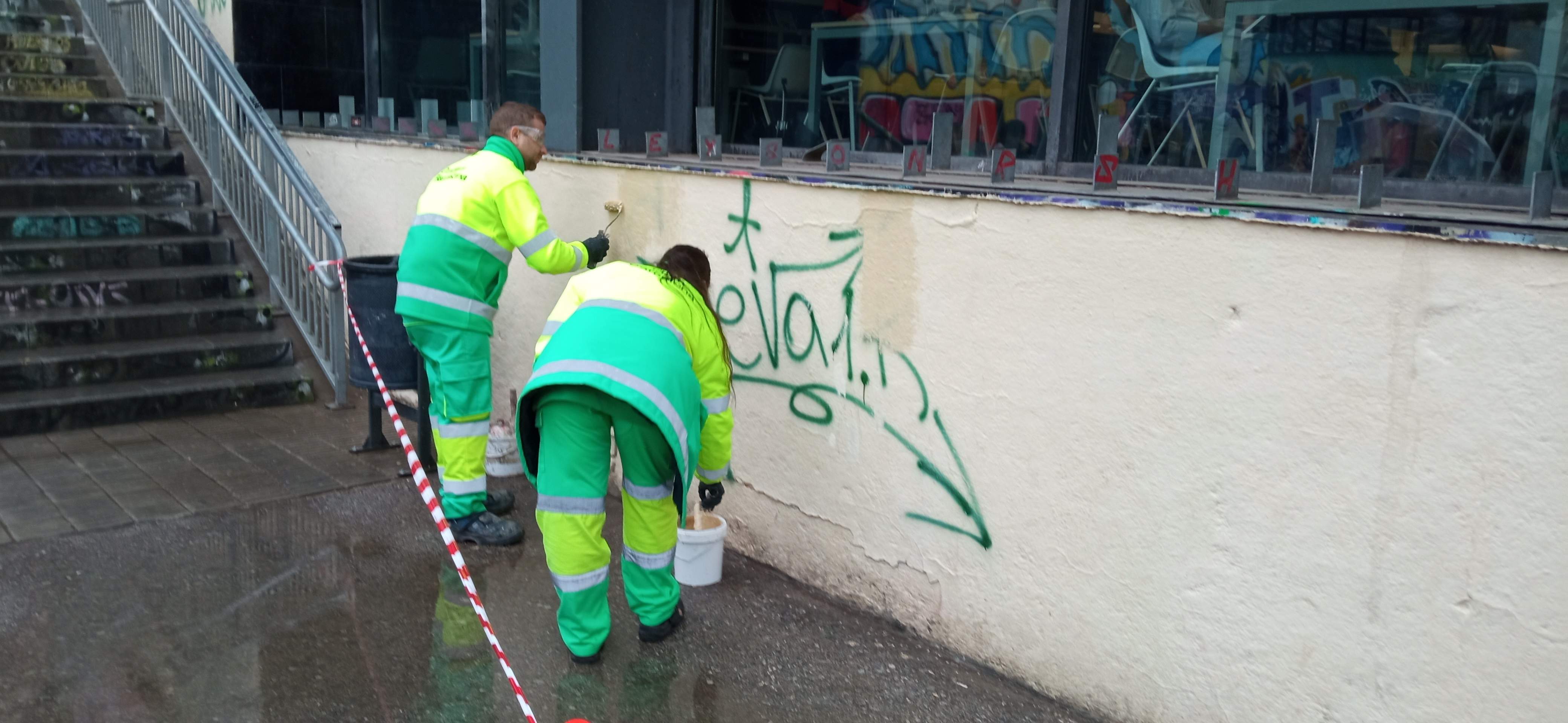 Barcelona inverteix 16 milions d’euros per erradicar pintades dels carrers