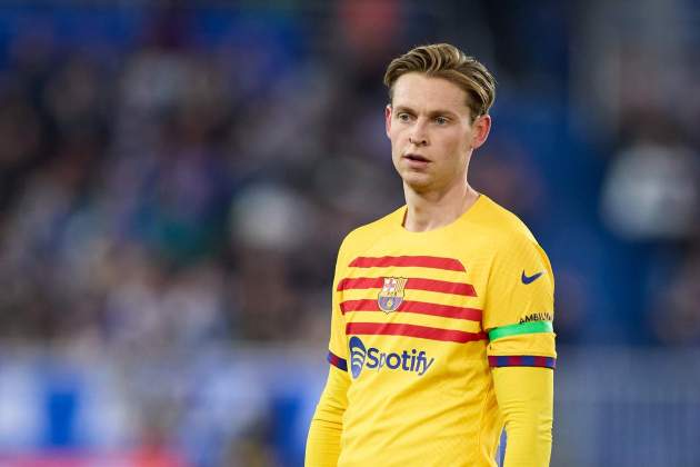 Frenkie de Jong, cono rostro serio durante un partido del Barça / Foto: Europa Press