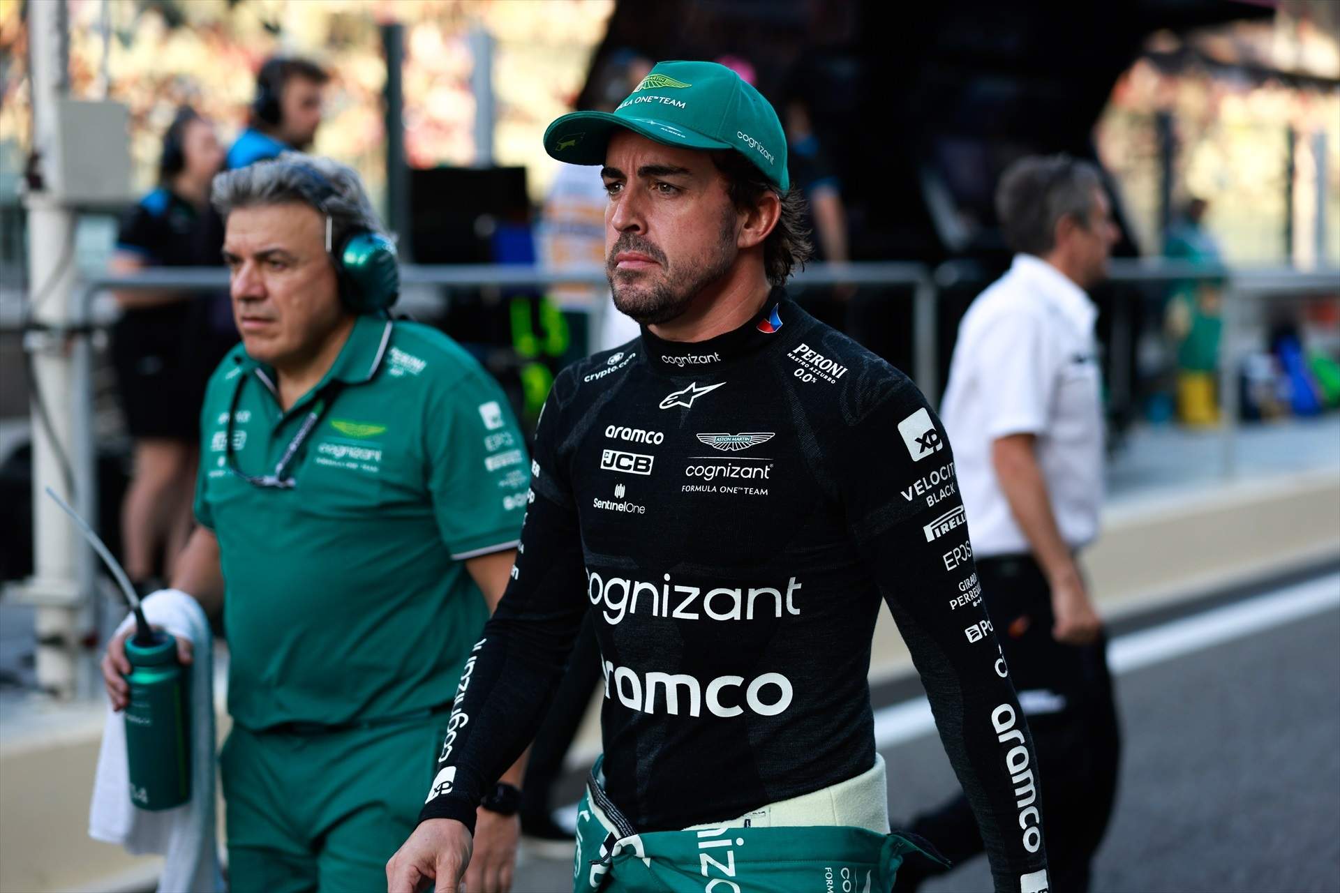 Fernando Alonso es queda sense 2 seients clau de la Fórmula 1 per al 2025