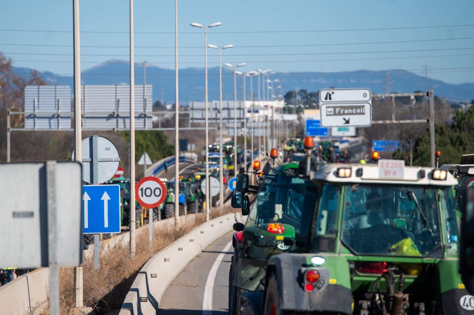 tractores puerto de tarragona / ACN tractores puerto de tarragona / ACN