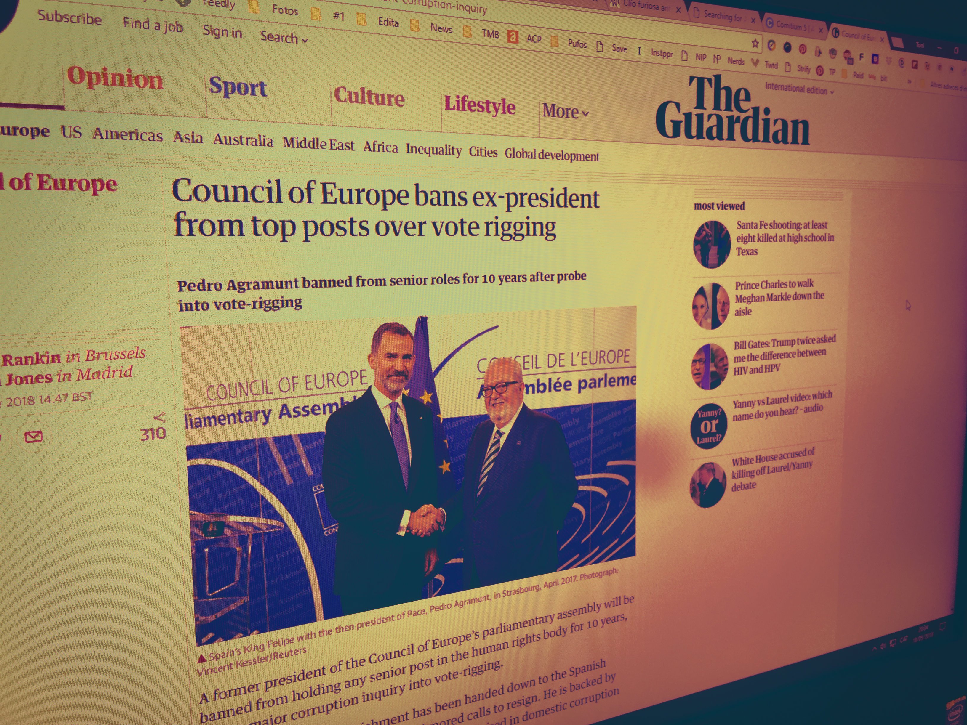 'The Guardian' posa una foto de Felip VI per parlar de corrupció