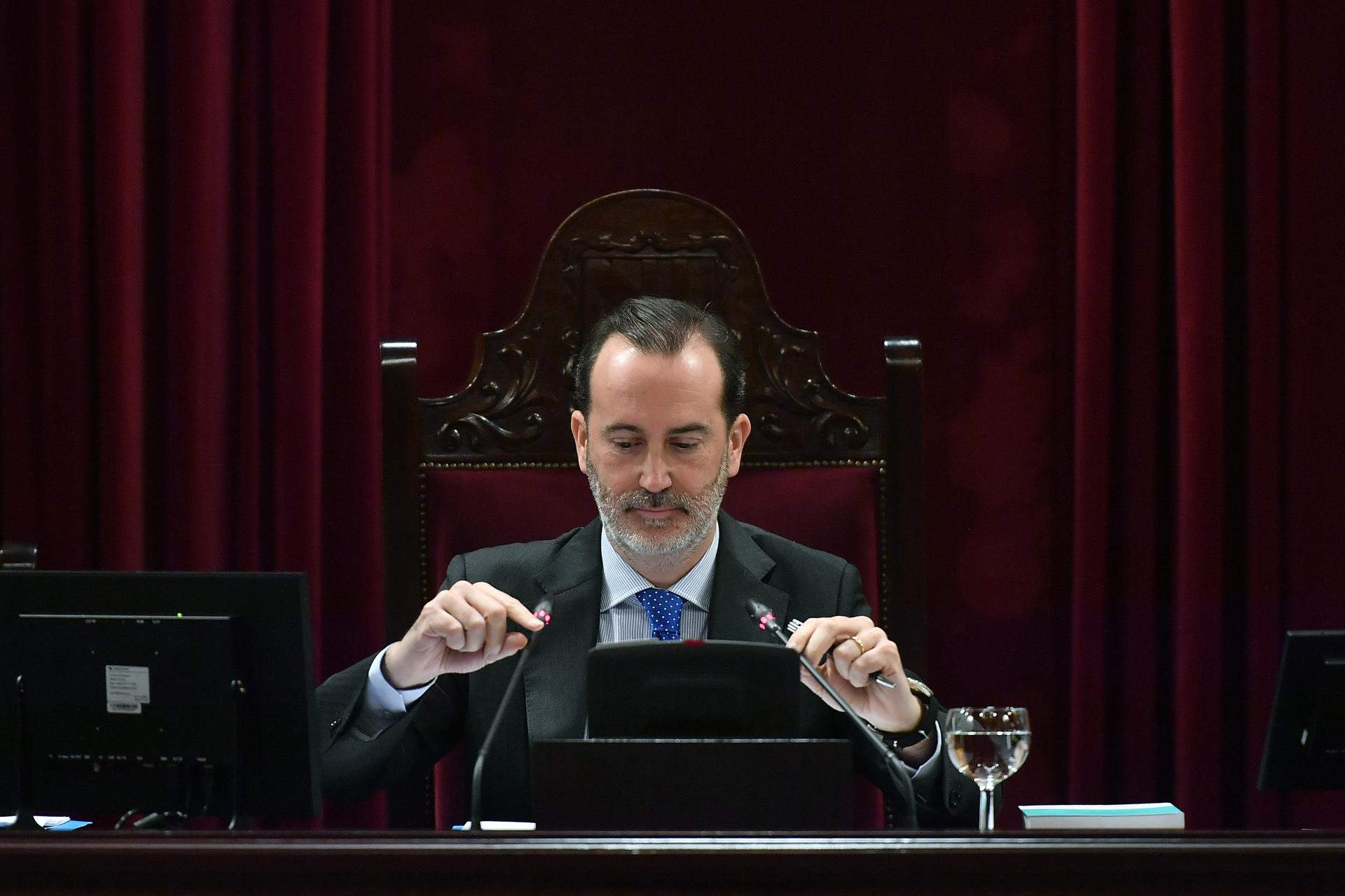 PP y Vox cambian el régimen de lenguas del Parlament balear: aprueban el uso del castellano