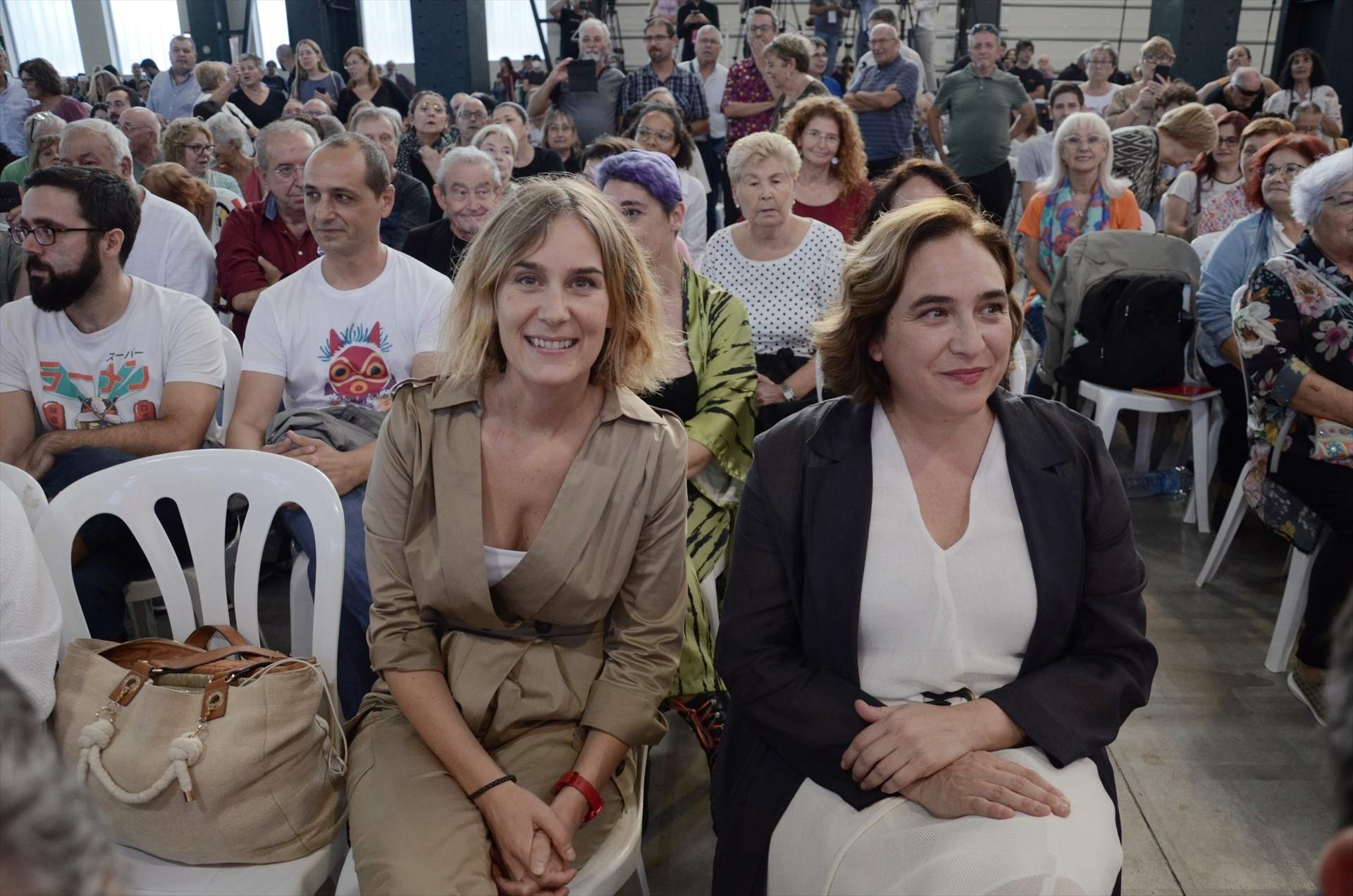 Los comunes ponen a debate el futuro del partido para la próxima década