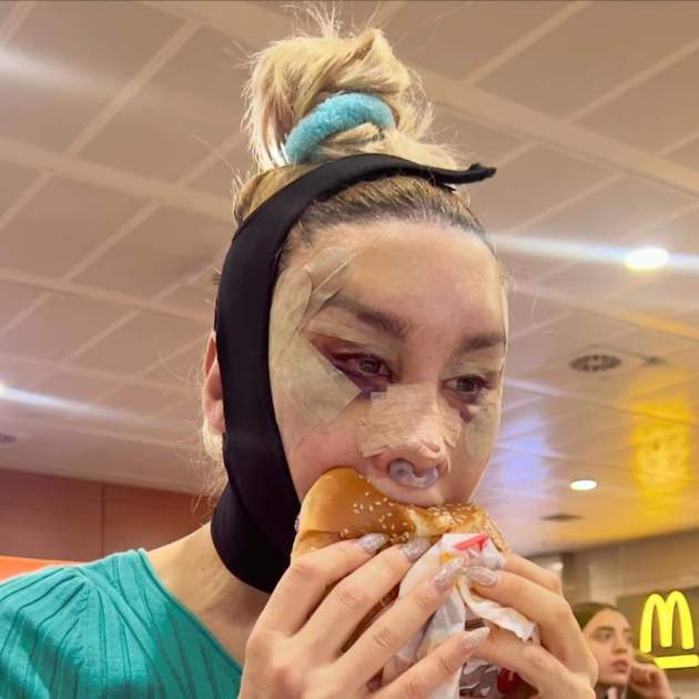 pelopony burger Instagram pelopony burger Instagram