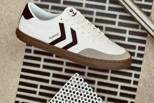 Sabatilles retro Hummel2