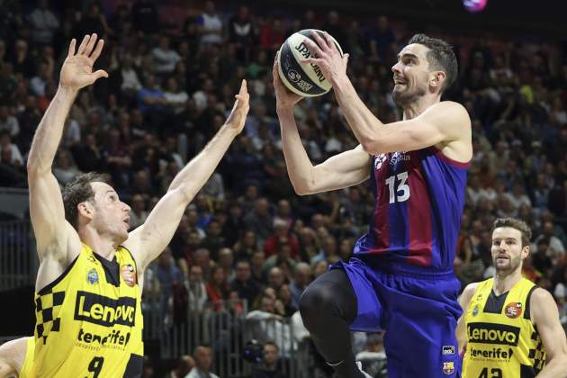 Satoransky pentra durante el Barça - Tenerife de la Copa del Rey de baloncesto / Foto: EFE Satoransky pentra durante el Barça - Tenerife de la Copa del Rey de baloncesto / Foto: EFE