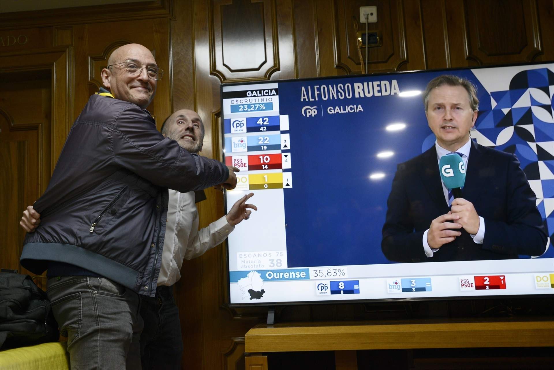 Democracia Ourensana da la campanada y se estrena en la Xunta de Galicia con un diputado