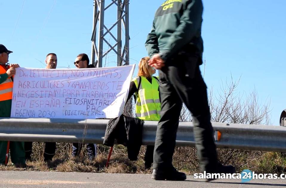 Pancarta de Vox en Letizia, Youtube