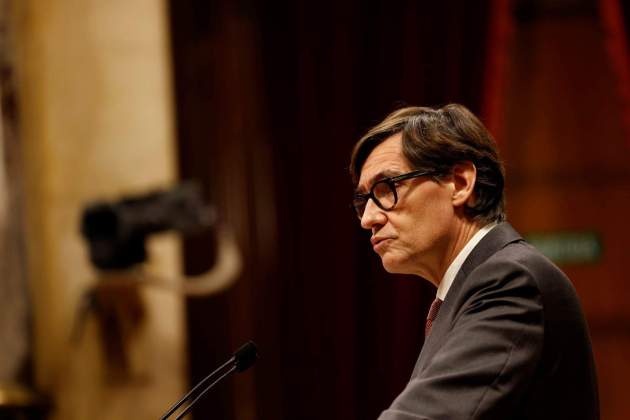 Salvador Illa Parlament Ple Monografic Sequera / Carlos Baglietto Salvador Illa Parlament Ple Monografic Sequera / Carlos Baglietto