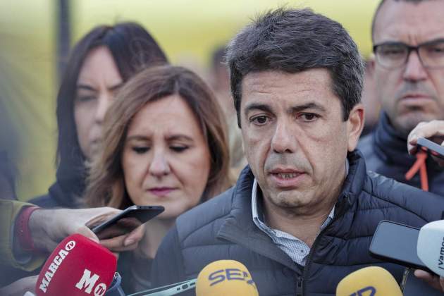 Carlos Mazón presidnet Generalitat valenciana al lloc de l'incendi Efe Carlos Mazón presidnet Generalitat valenciana al lloc de l'incendi Efe