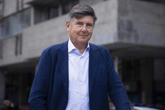 Manuel Pimentel Manuel Pimentel
