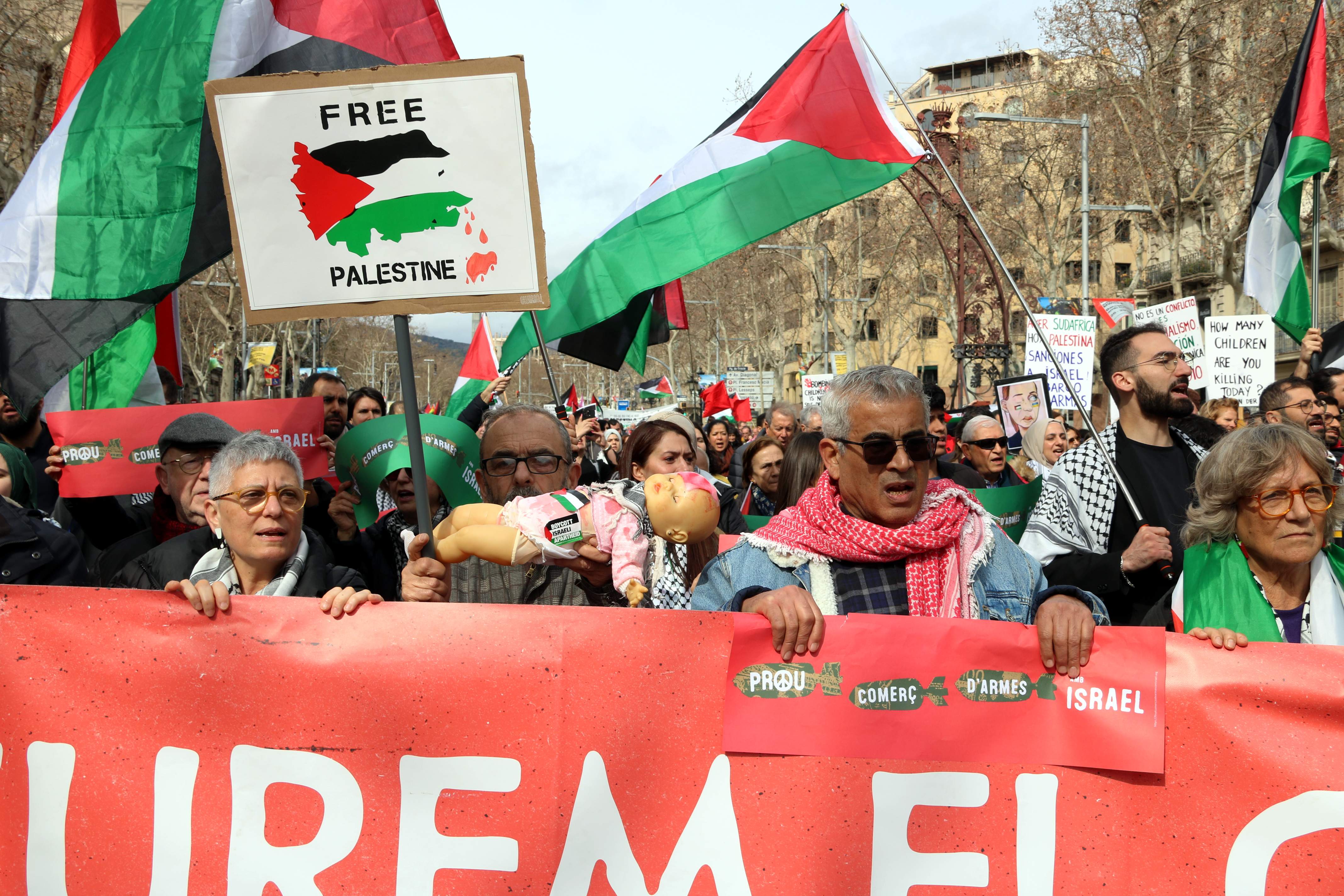 4.500 personas protestan en Barcelona contra el "genocidio" en Gaza