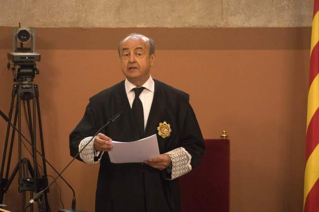 Barcelona. El president del TSJC, Jesús Maria Barrientos, en el discurs a la 72 promoció de jutges que venen a Catalunya. Foto: Eva Parey Barcelona. El president del TSJC, Jesús Maria Barrientos, en el discurs a la 72 promoció de jutges que venen a Catalunya. Foto: Eva Parey