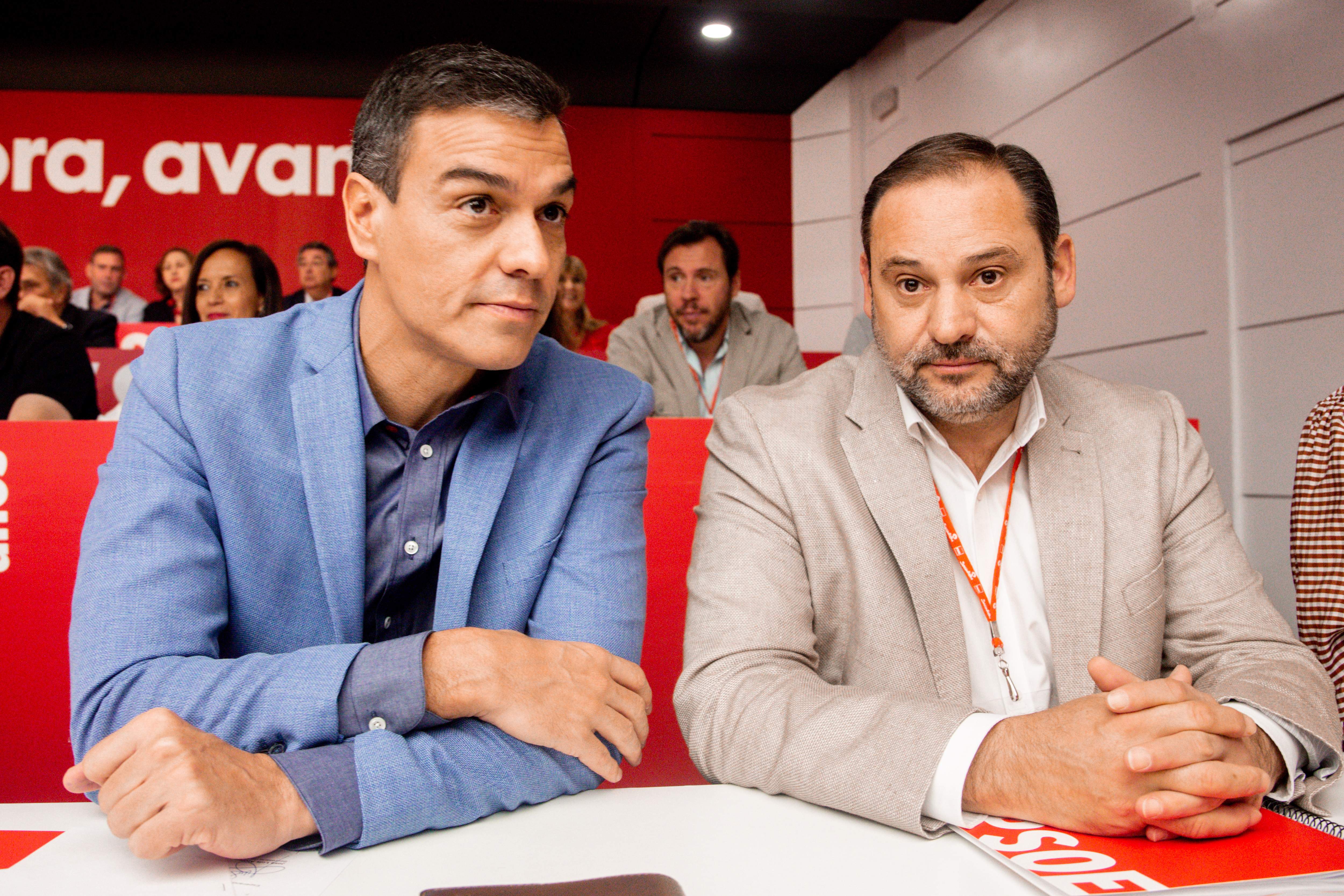 El PSOE pide disculpas a Ábalos por la publicación de sus datos personales al expulsarlo
