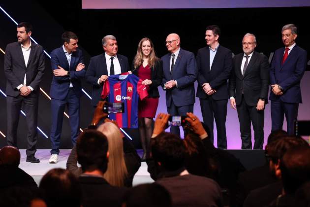 Joan Laporta John Hoffman Barça Mobile World Congress 2024 / Foto: Miquel Muñoz Joan Laporta John Hoffman Barça Mobile World Congress 2024 / Foto: Miquel Muñoz