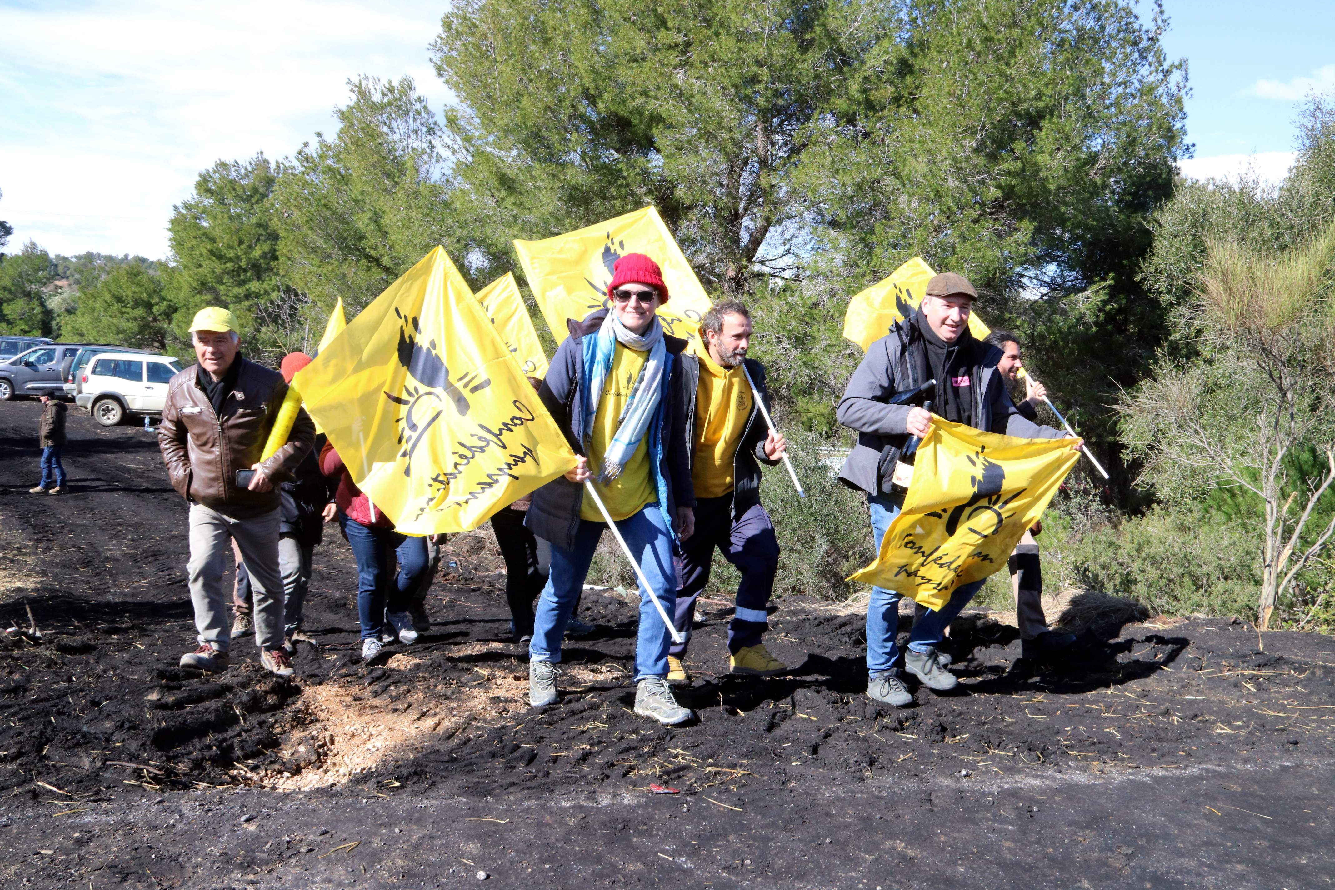 Agricultores de la Catalunya Nord se unen al corte de Pontós: "Somos hermanos"