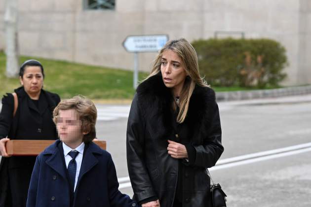 Nadia Halamandari llegando al tanatorio / EFE