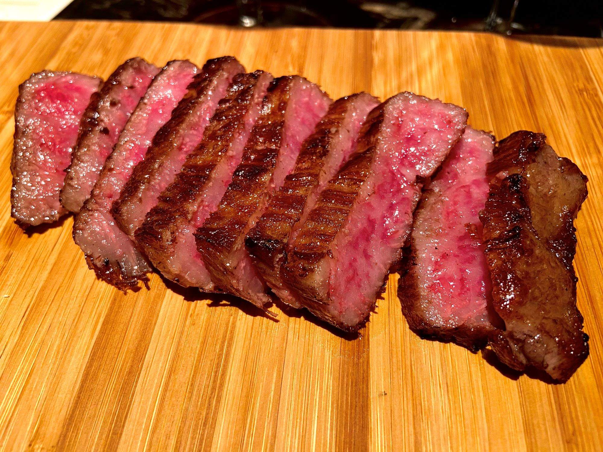 Carne a la brasa y cocina de lujo en este céntrico restaurante de Barcelona