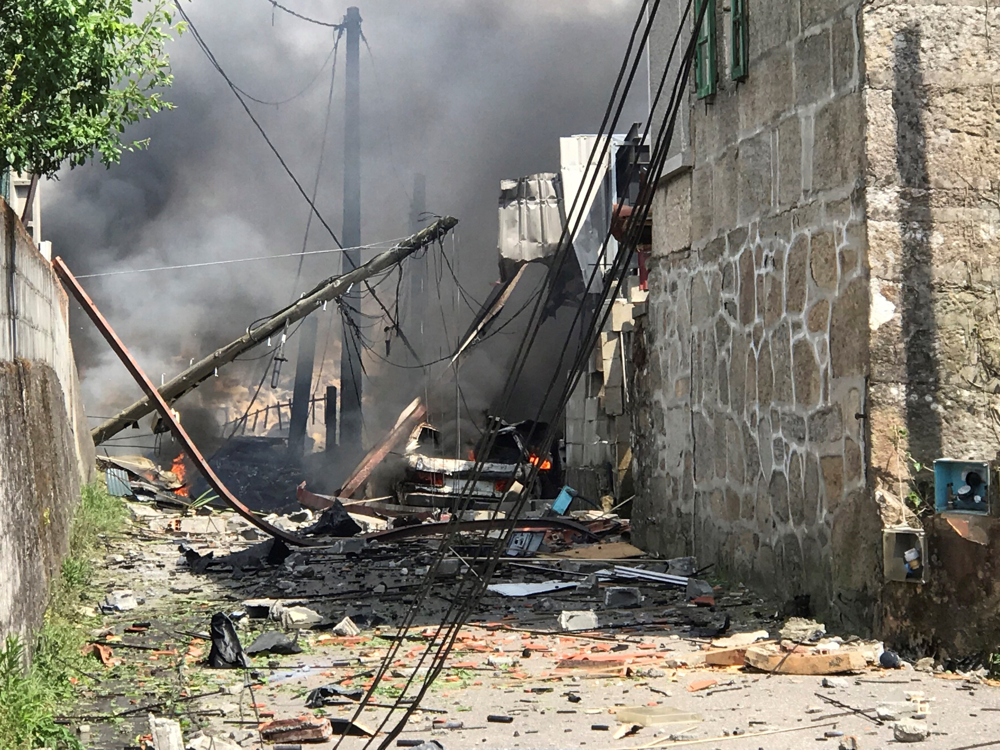 Al menos cuatro muertos y doce heridos en la explosión en Tui (Pontevedra)