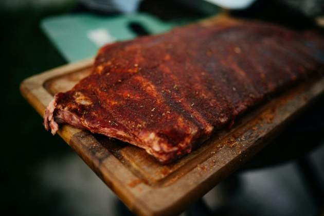 costillas con salsa barbacoa / foto: unsplash costillas con salsa barbacoa / foto: unsplash