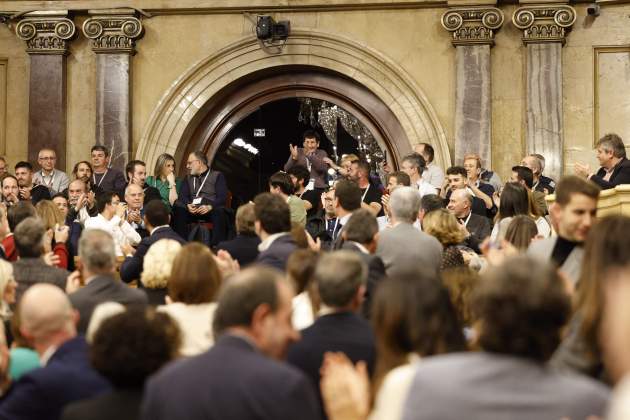 Rerpesentants de entidades de campesinos en el Parlamento en el pleno sobre campesinado Carlos Baglietto