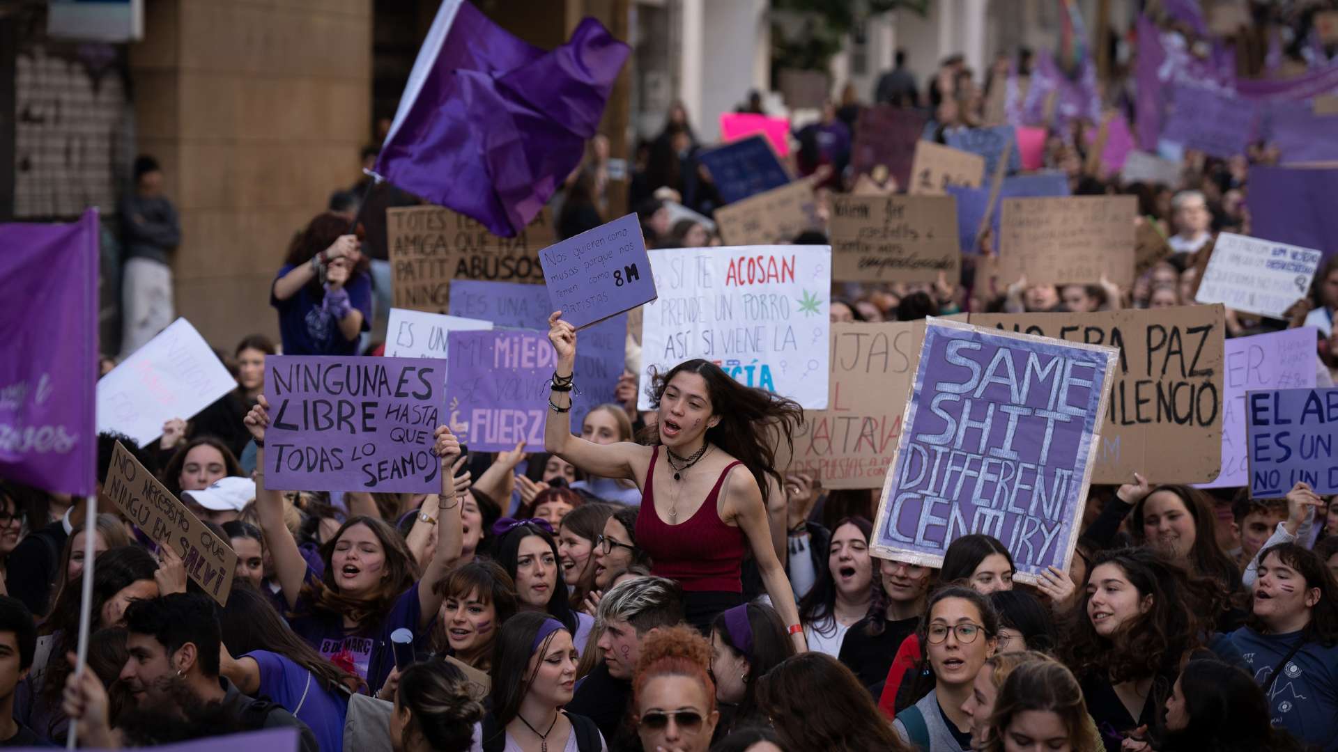 Manifestació 8M a Barcelona: carrers tallats