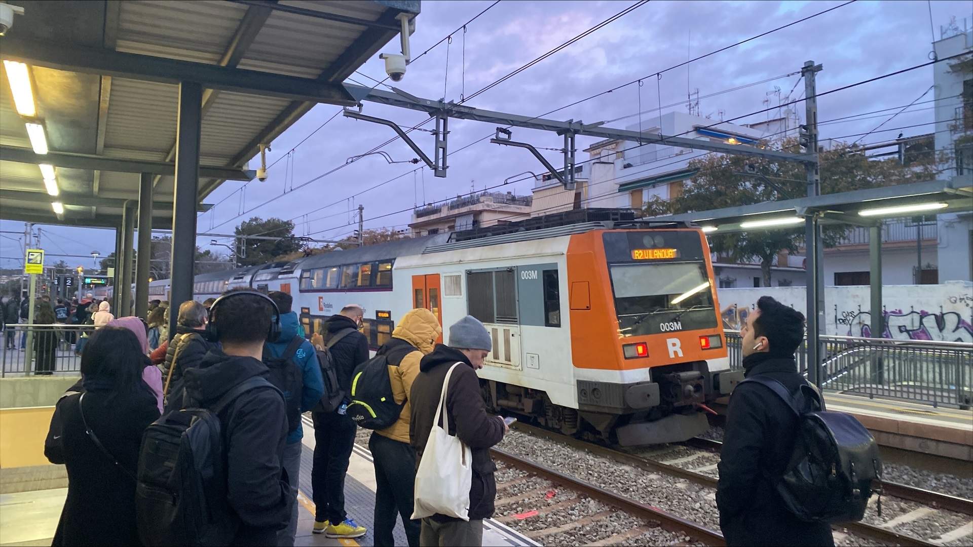 Matí de retards a la xarxa de Rodalies, amb afectacions a les línies R2 Sud, R3, R4 i R12