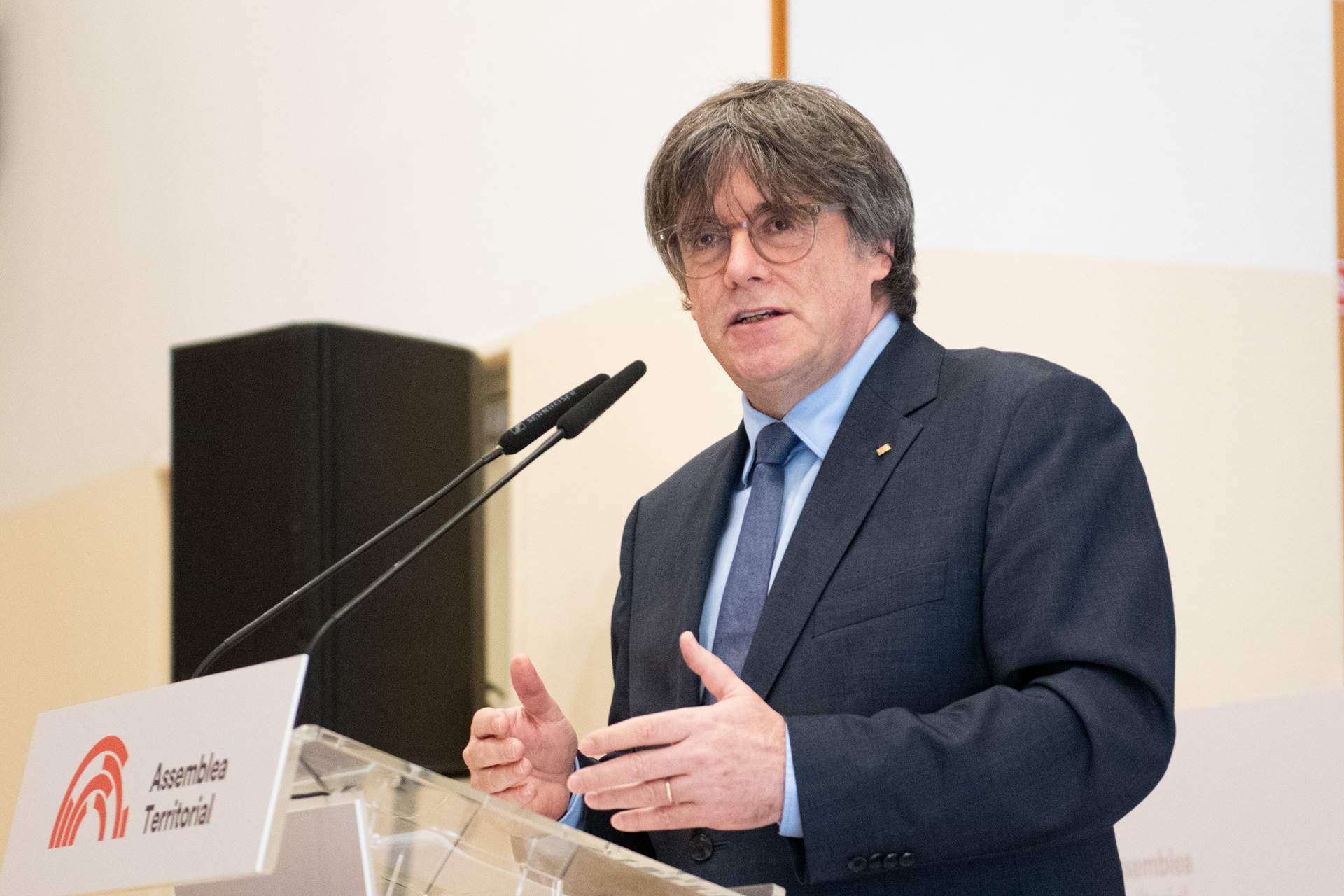 Puigdemont carrega contra Barrientos per criticar l'amnistia: "En una democràcia europea hauria estat apartat"