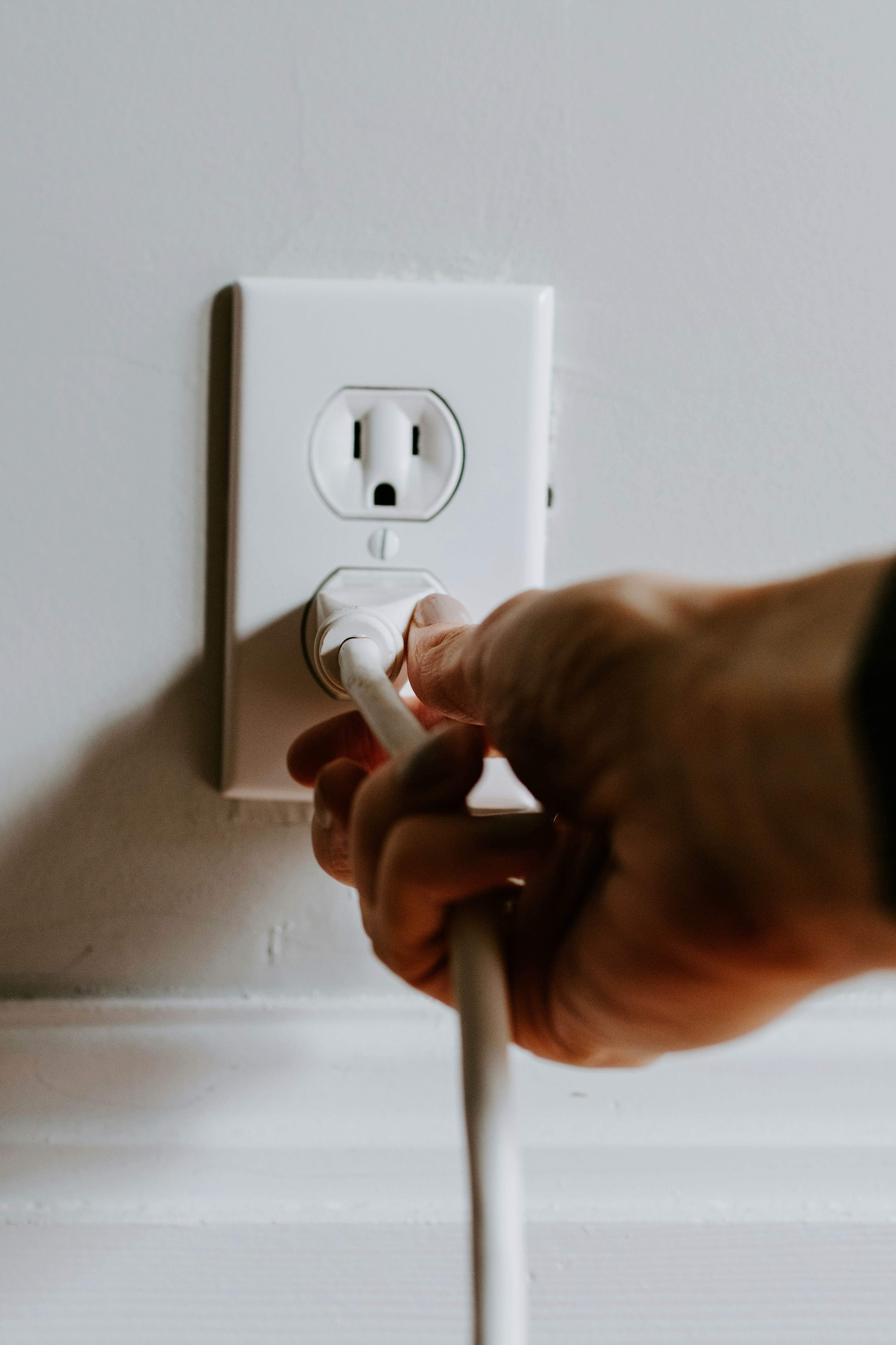 Alexa y tu móvil pueden ayudarte a controlar el consumo eléctrico de tu hogar