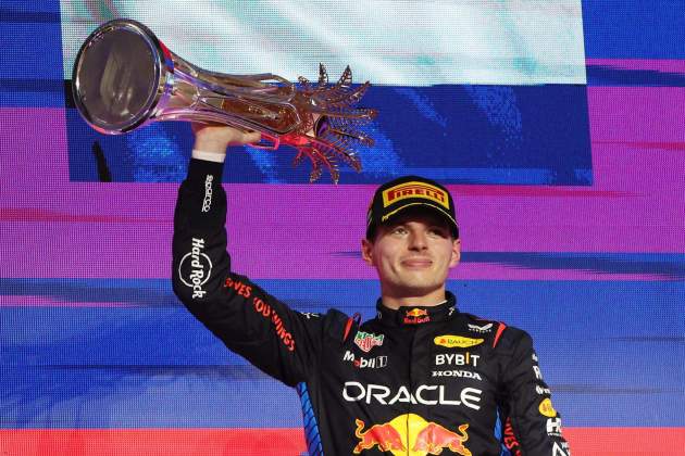Verstappen celebrando una victoria en la Fórmula 1 / Foto: EFE Verstappen celebrando una victoria en la Fórmula 1 / Foto: EFE
