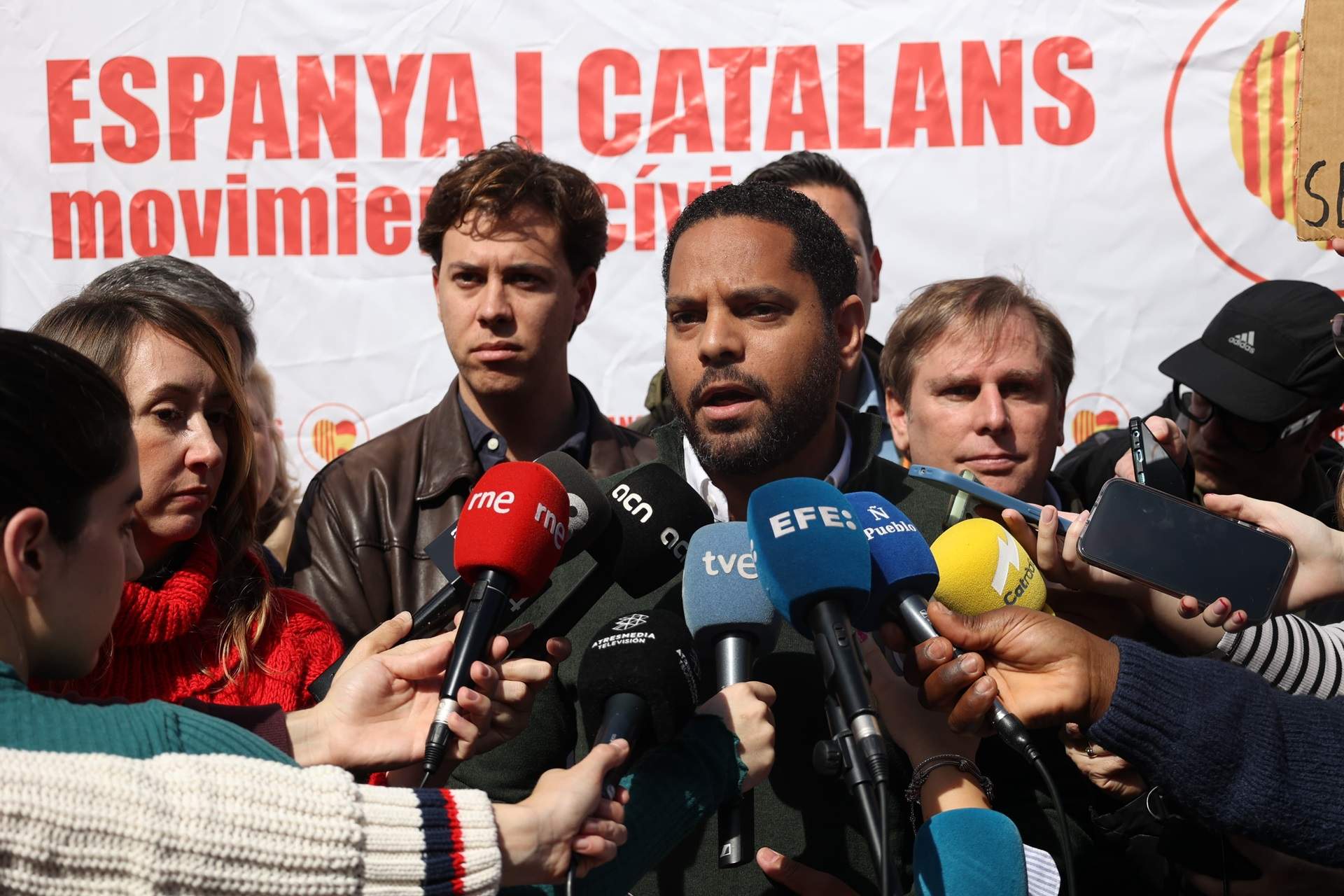 Ignacio Garriga en la manifestacio contra la amnistía en la plaza Sant JJaume (2)