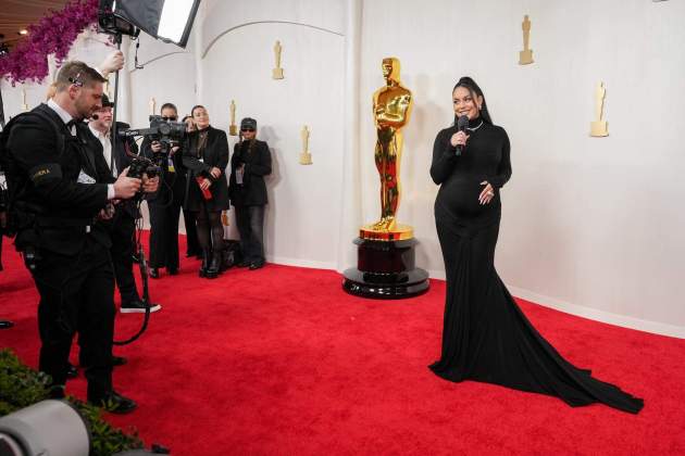 Vanessa Hudgens presentadora catifa oscar 2024 / Foto: Efe