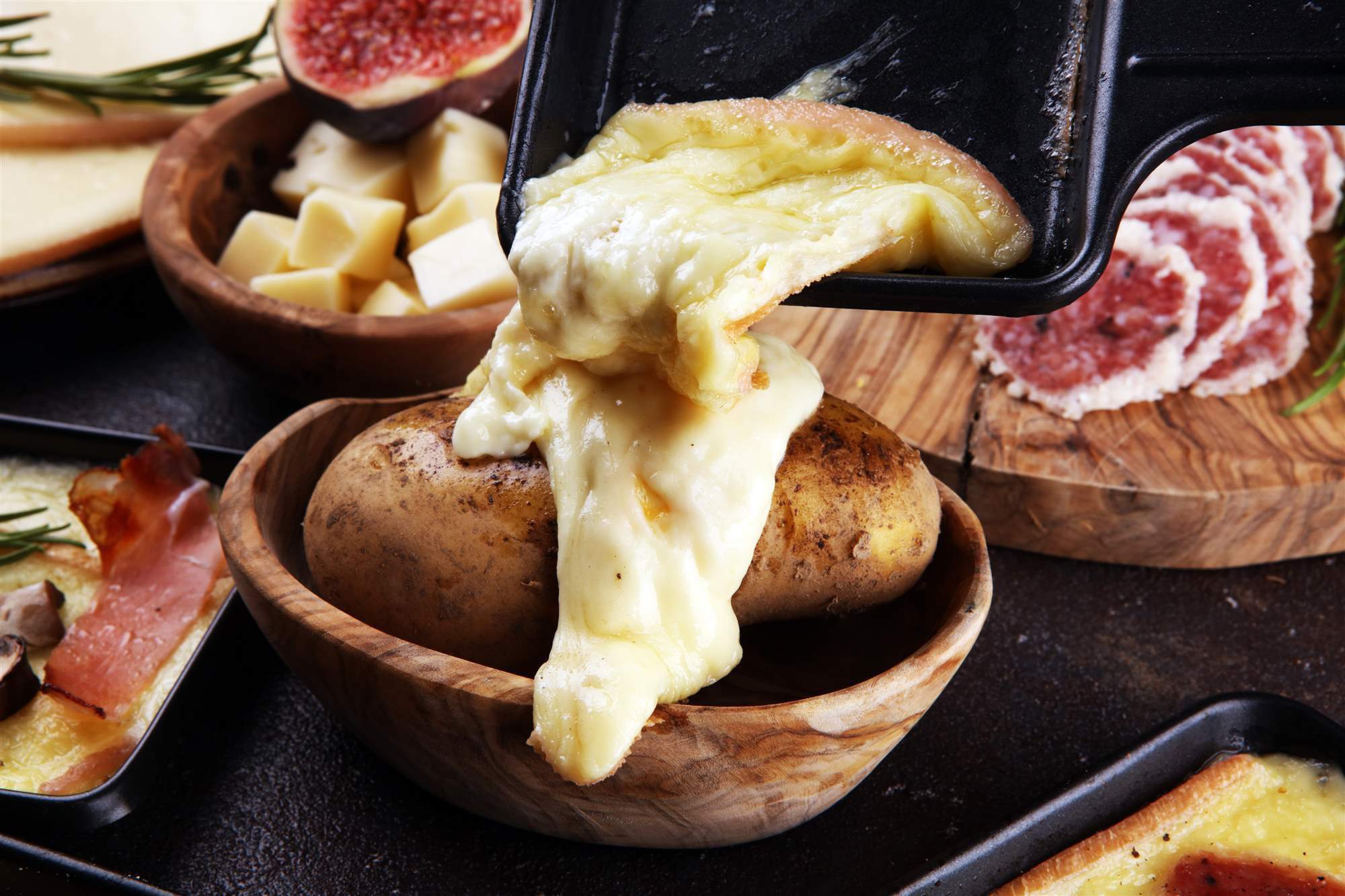 Com fer una raclette? El formatge català ideal per fer aquest plat deliciós