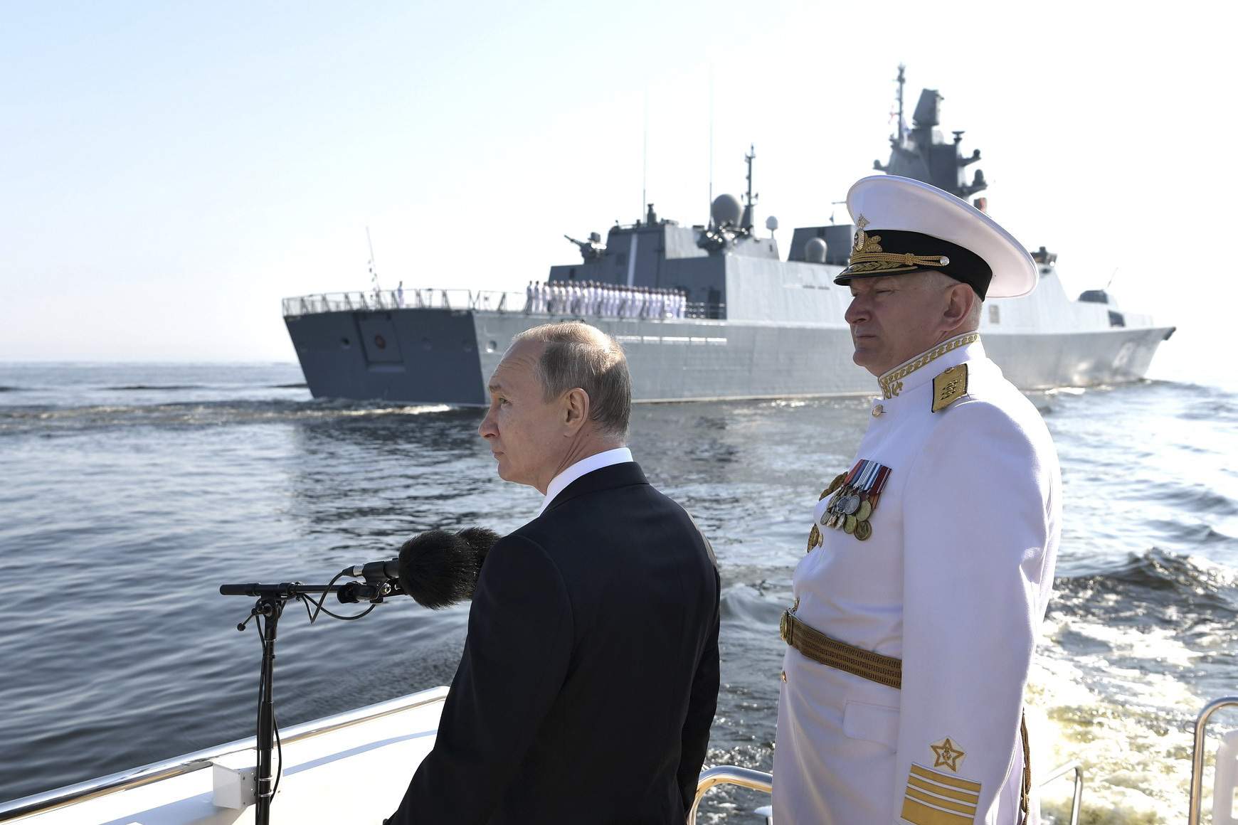 Putin destituye al jefe de la Armada rusa tras perder un tercio de los barcos en el mar Negro