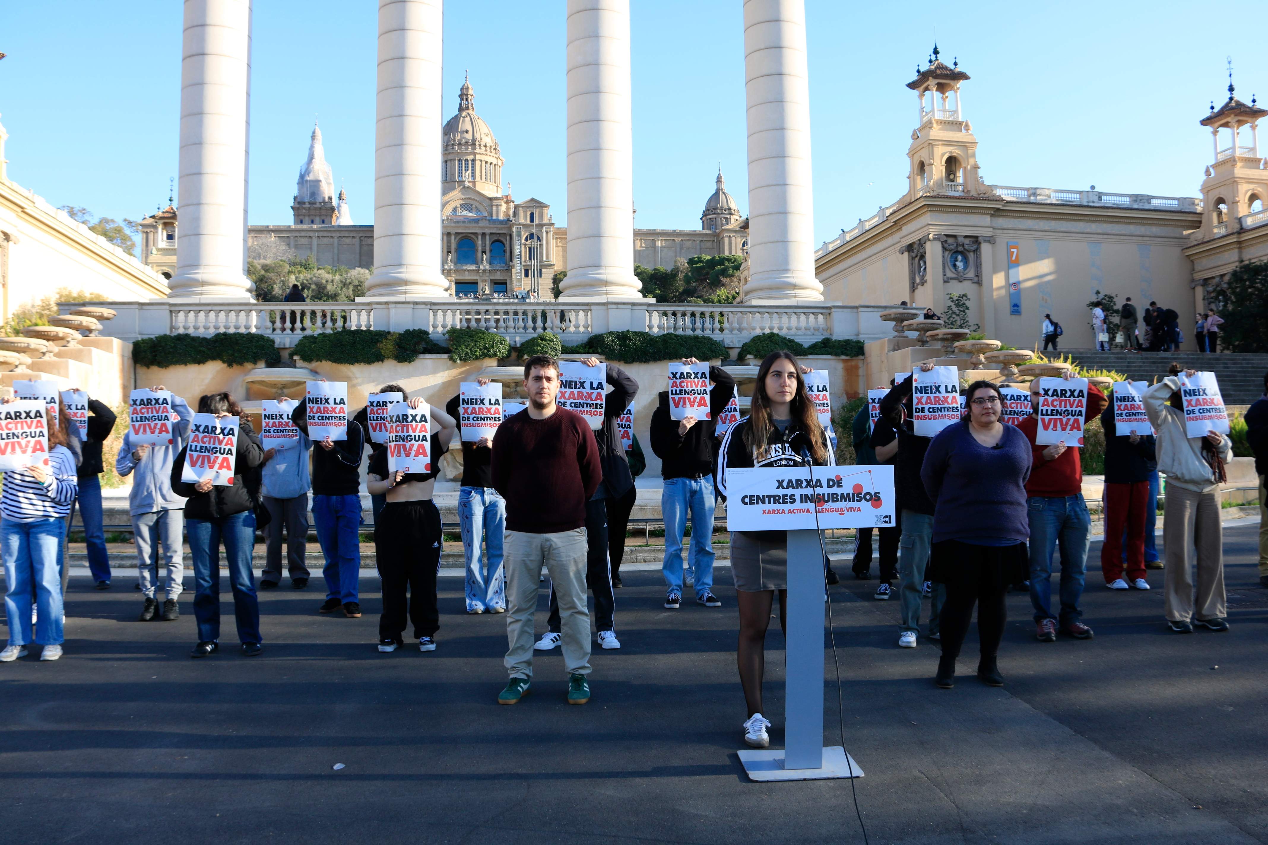 Impulsan una red de "centros insumisos" ante las "ofensivas" contra el catalán en la escuela