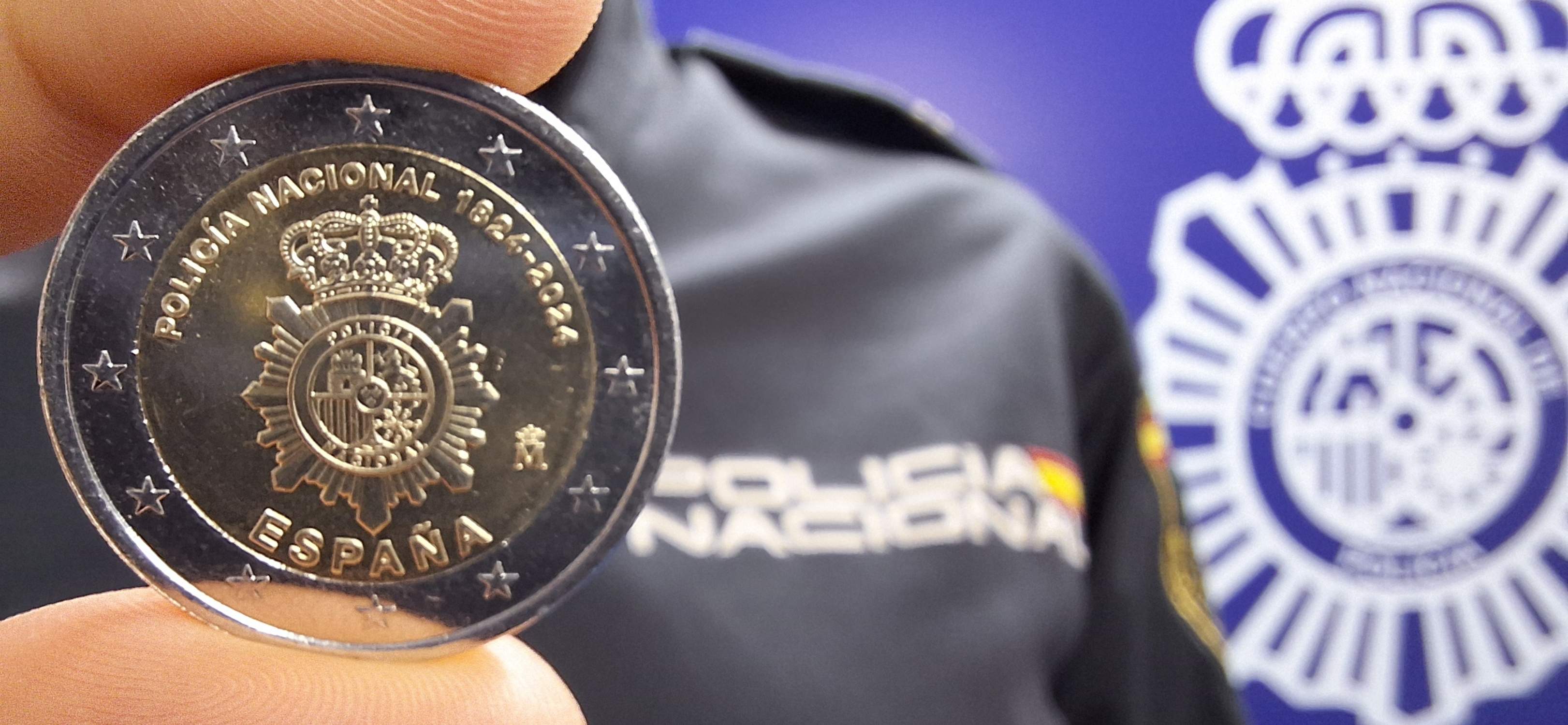 La nueva moneda de 2 euros de la Policía Nacional que encontrarás en tu monedero y que ya vale mucho dinero