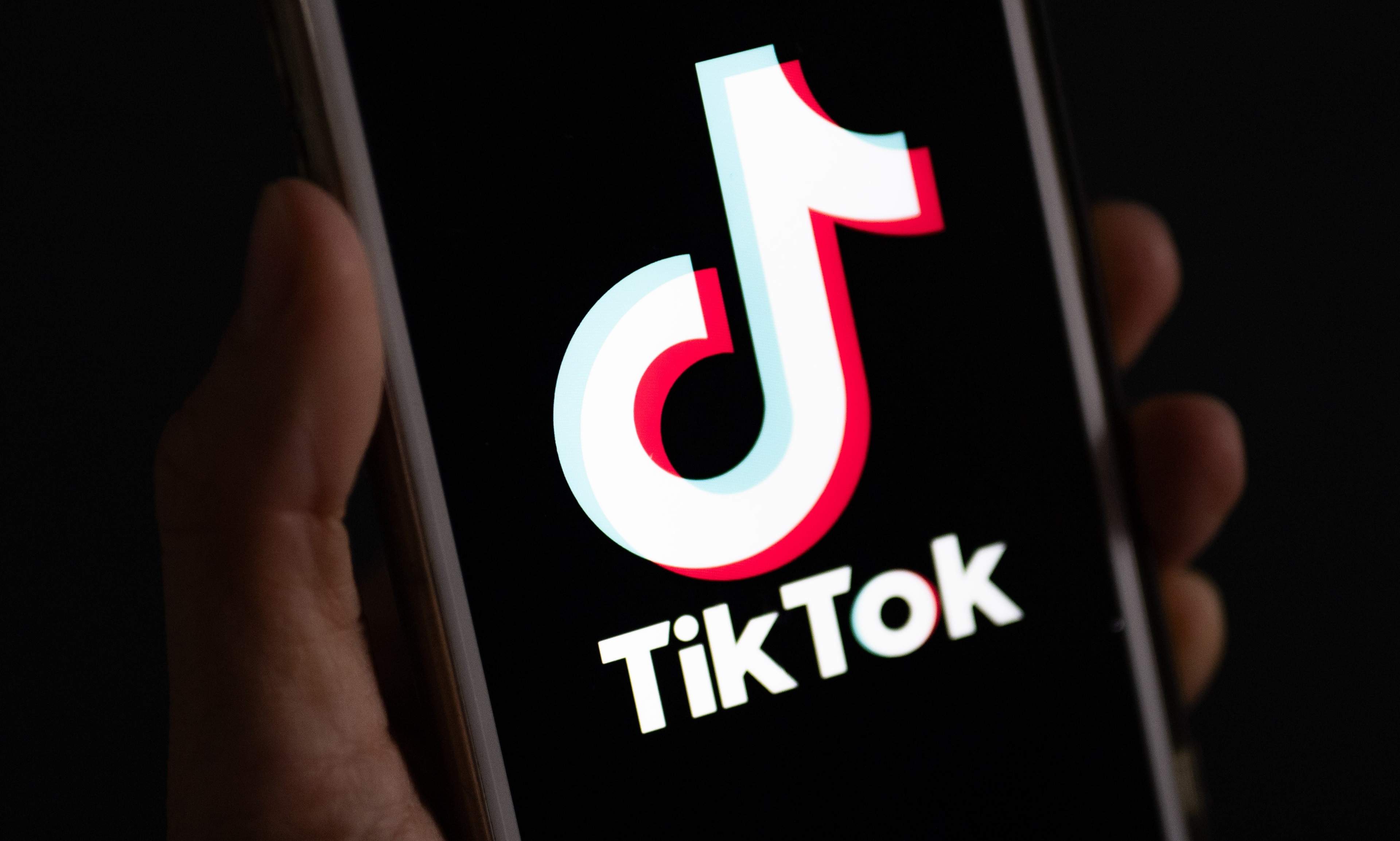 TikTok sabe que en su plataforma hay adultos que pagan por ver desnudos de niñas, según informes internos