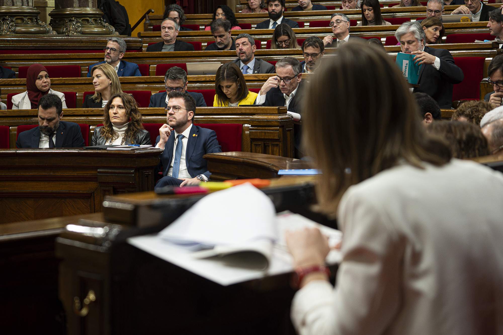 Los comunes tumban los presupuestos de Aragonès y dejan la legislatura en un futuro incierto