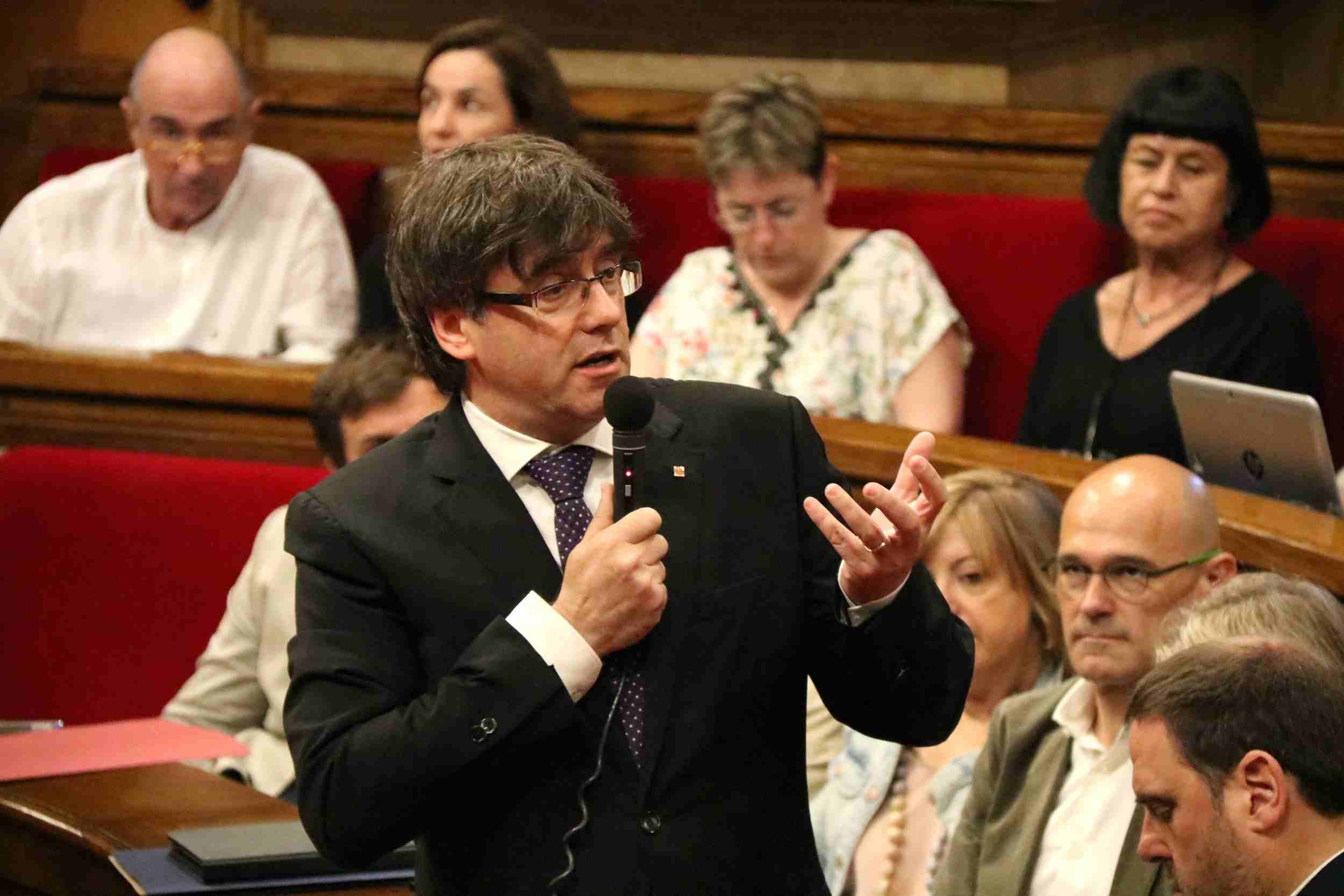 La declaració: "Constituïm la República Catalana com a Estat independent i sobirà"